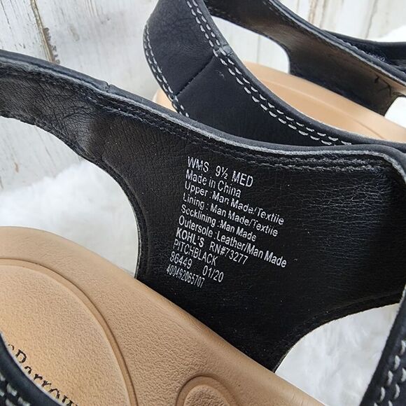 Croft & Barrow Pitch Black Velcro Sport Sandals Size 9.5 - Picture 8 of 10